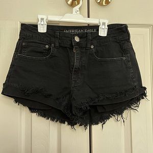 🦅 American Eagle Outfitters High Rise Shorts